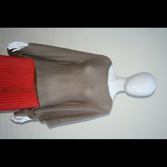 "Elan" beige poncho - Picture 1 of 2