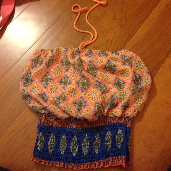 Halter crop top