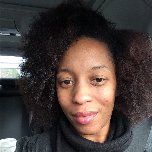 Meet your Posher, Aungee - Picture 4 of 4