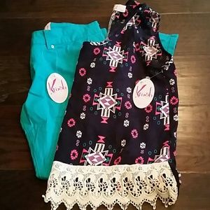 Lace detail top with free matching skinnies!