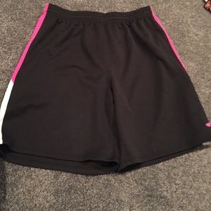 Women's basketball shorts
