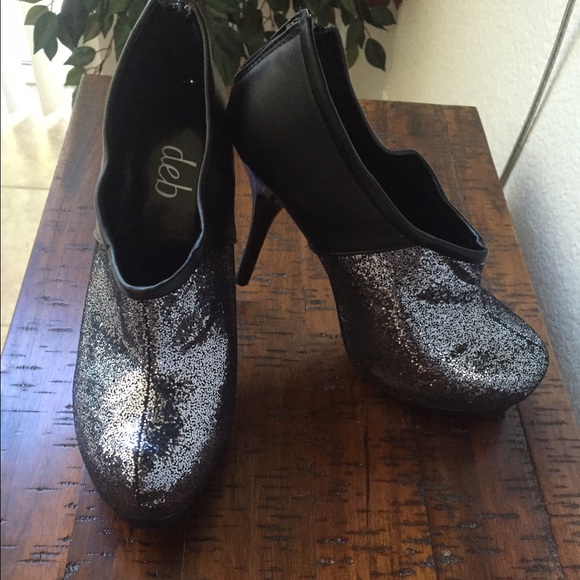 Sparkle Wedge Heels✨💫‼Final sale Drop :)