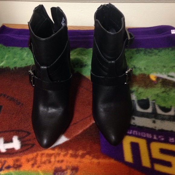 Black winter heels