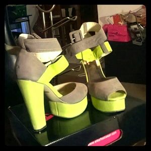 Lime green and gray heels very nice