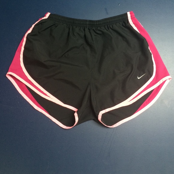🌟Pink Nike Tempos🌟
