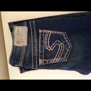 NEW Silver Suki Mid Rise Boot Cut Jeans 25 x 30