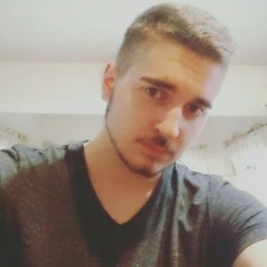 Meet your Posher, Ethan