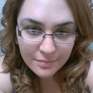 Meet your Posher, Roxanna