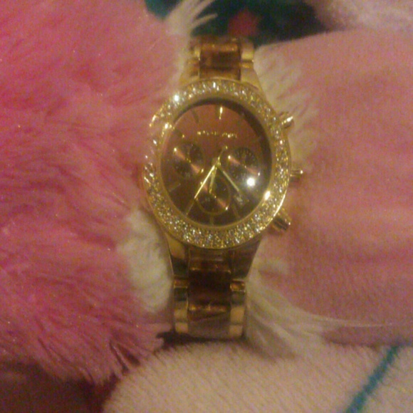 MK watch