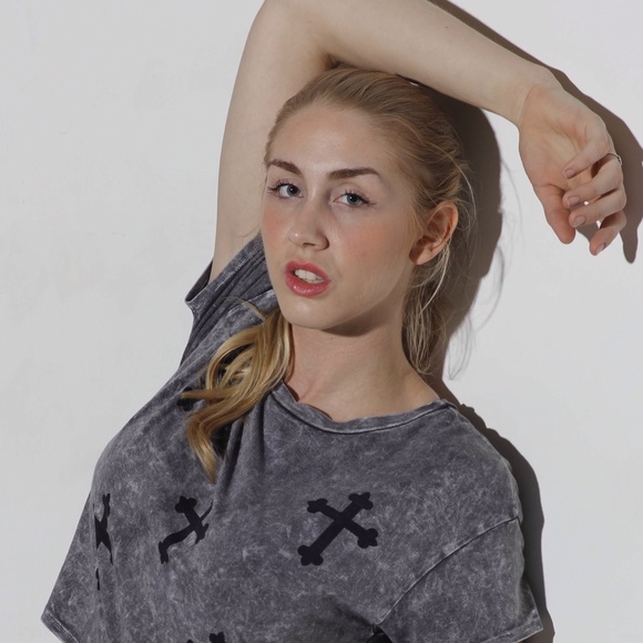 Meet your Posher, Hudson - Picture 2 of 4