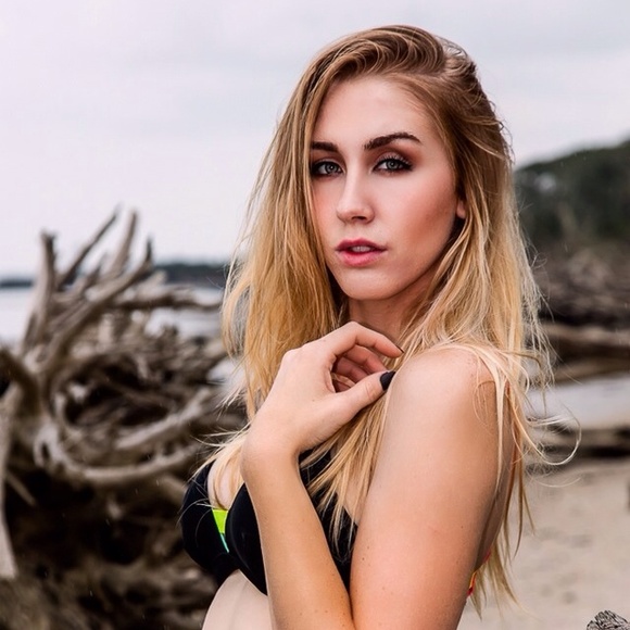 Meet your Posher, Hudson - Picture 4 of 4