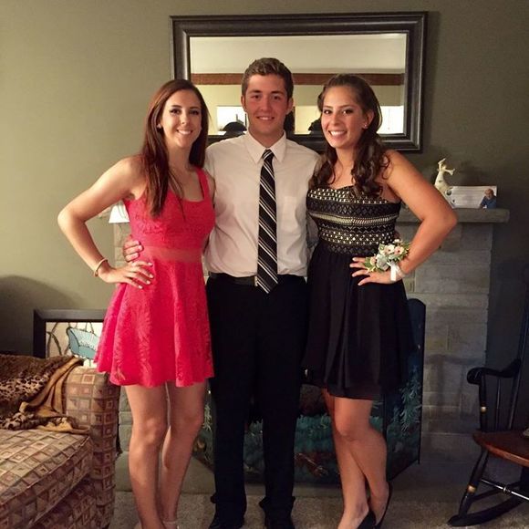 Meet your Posher, Bridget - Picture 1 of 1