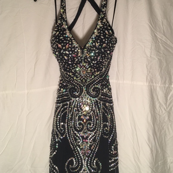 Prom dress - Picture 4 of 4