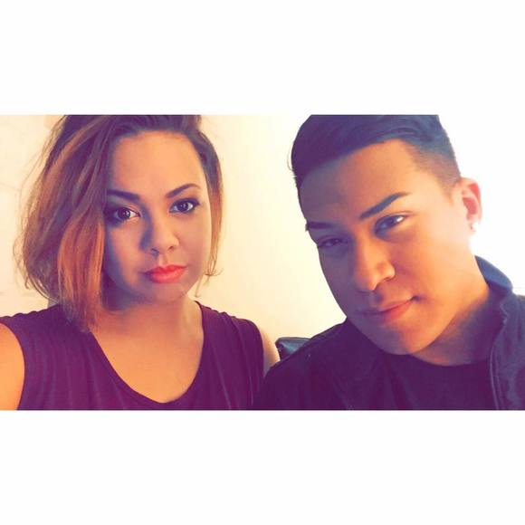 Meet your Posher, Becca - Picture 1 of 1