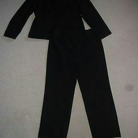 Express design studio suit