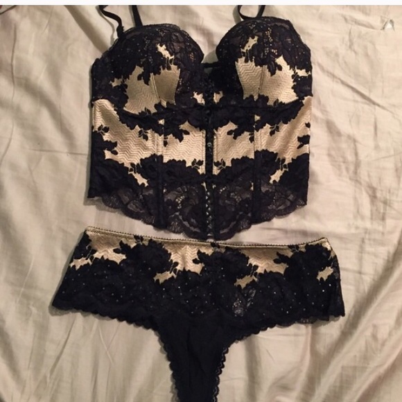 ISO!!!!! Size 34d or 32DD