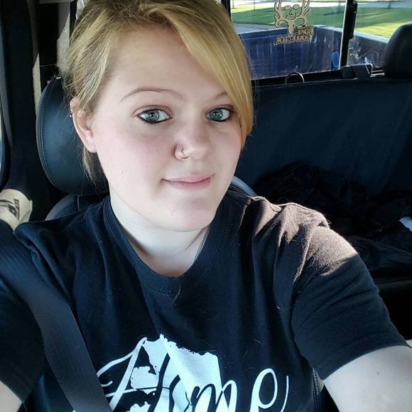 Meet your Posher, April