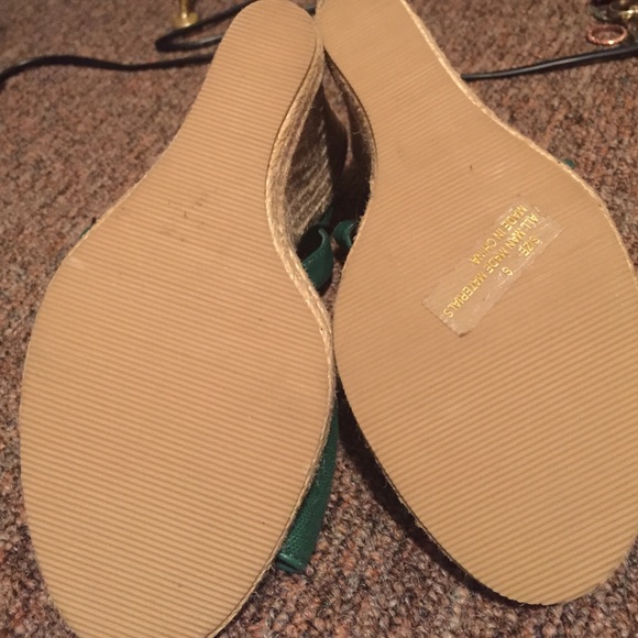 Wedge - Picture 4 of 4