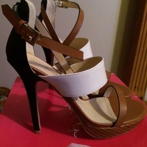 Shoe dazzle stilettos