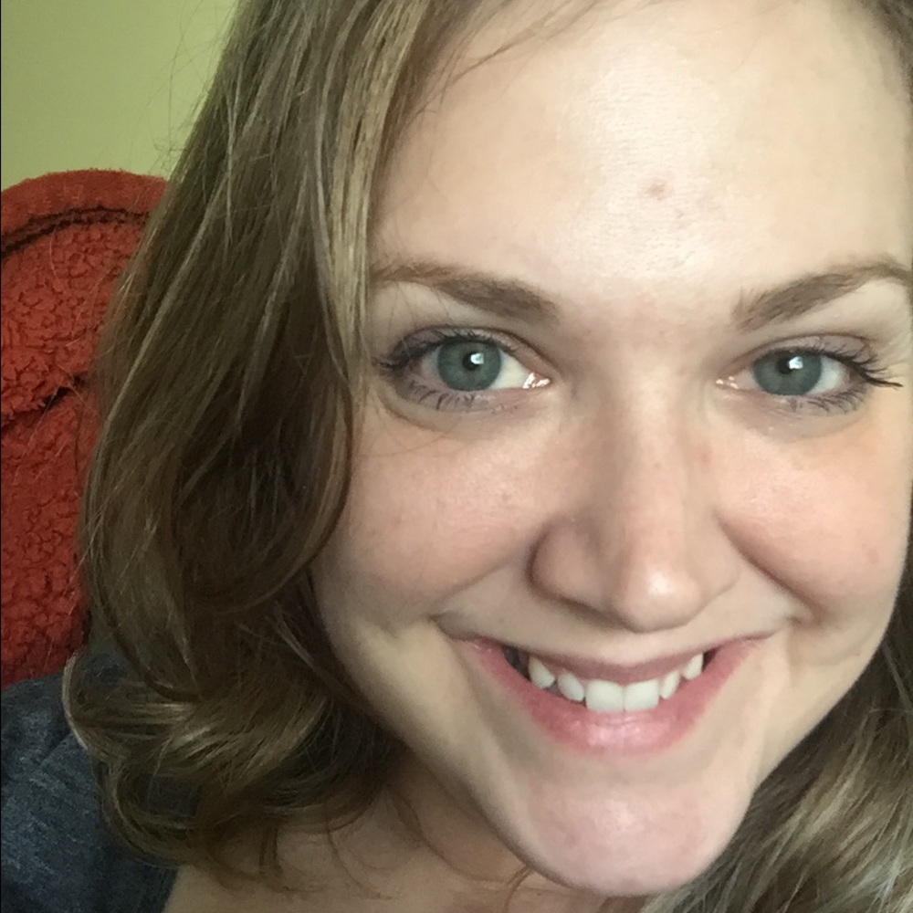 Meet your Posher, Amanda