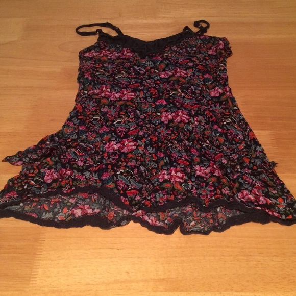SALE 💋Free People Floral Tank
