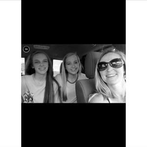 Meet your Posher, Sandra