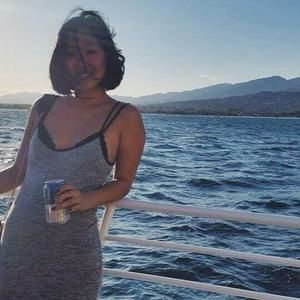 Meet your Posher, Hope