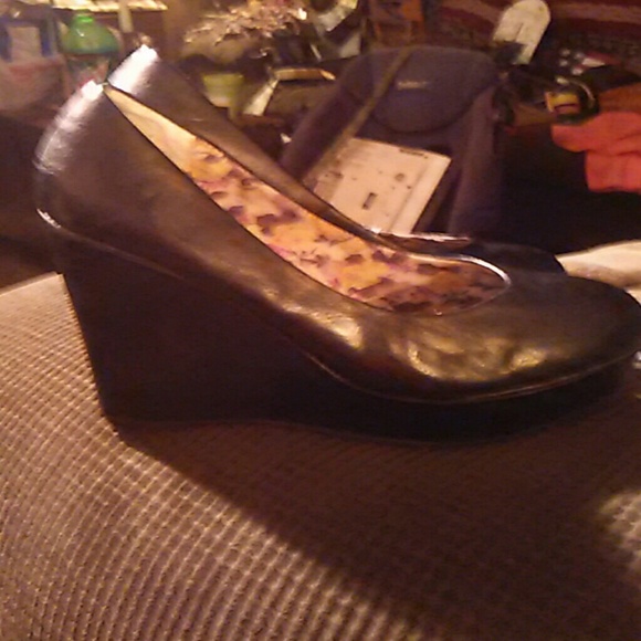 Brand new never worn Madden Girl Wedges