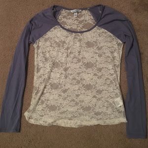 Small white lace tee shirt with gray long sleeves