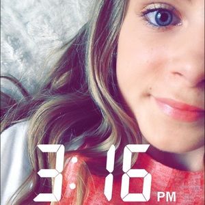 Meet your seller, Ashley!