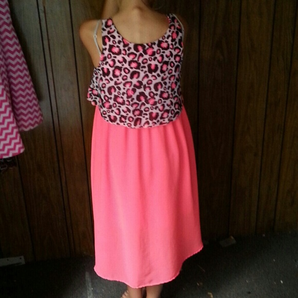 Dress - Picture 2 of 3