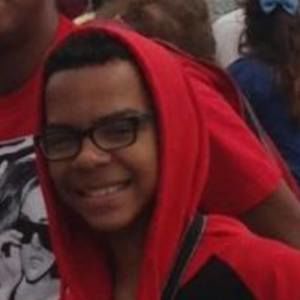 Meet your Posher, Lorrie