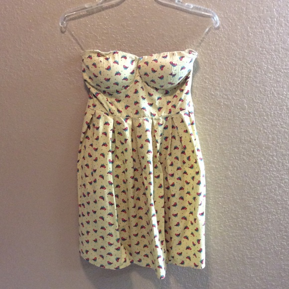Cute yellow sun dress