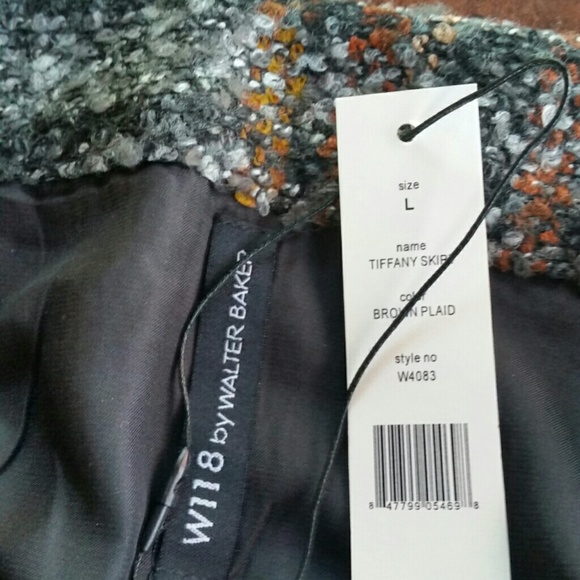 Tweed Mini Skirt - Picture 3 of 3