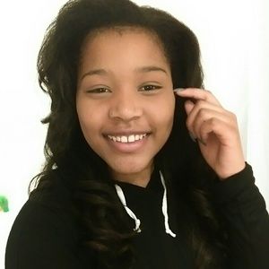 Meet your Posher, Lexi