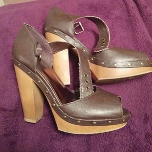 Chunky ankle strap Brown Faux leather Heels