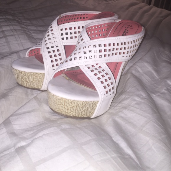 Pink and white wedges