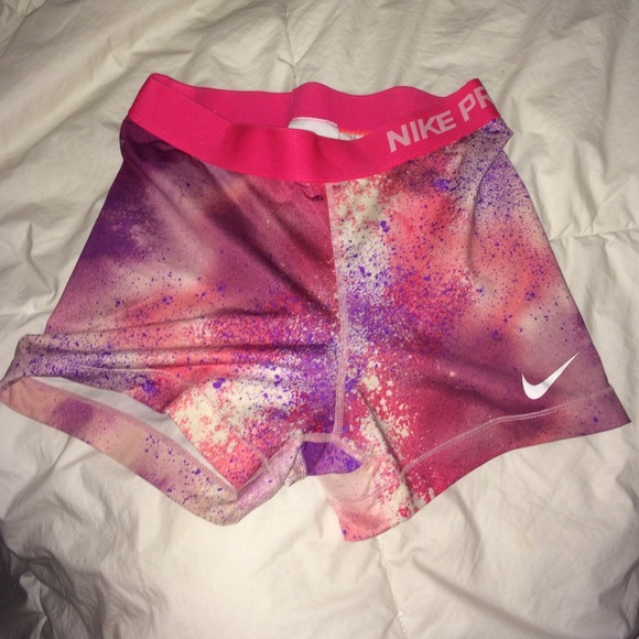 *NEW* Nike Pros