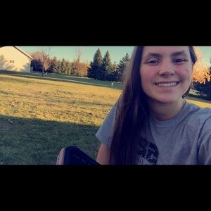 Meet your Posher, Alyssa