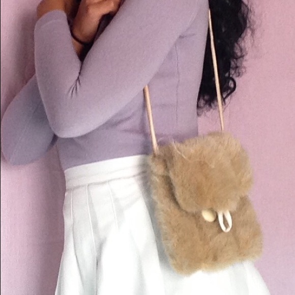 furry shoulder bag