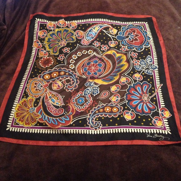 Vera Bradley 100% silk Kensington Scarf