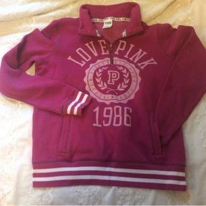 Vs pink pull over