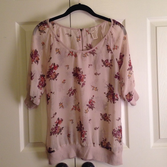 sheer tan floral blouse!