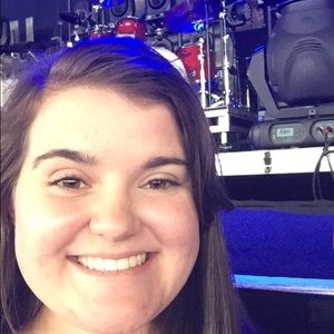 Meet your Posher, Becky