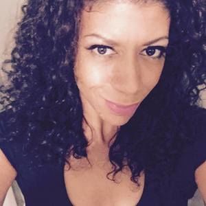 Meet your Posher, Yvette