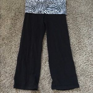 Pedal pusher yoga pants XS