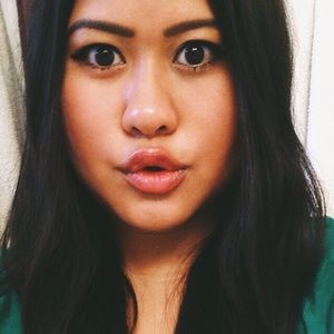 Meet your Posher, Julia