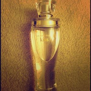 Kiss by VS. Barely used.