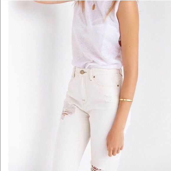BDG white high waisted jeans