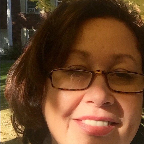 Meet your Posher, Myriam